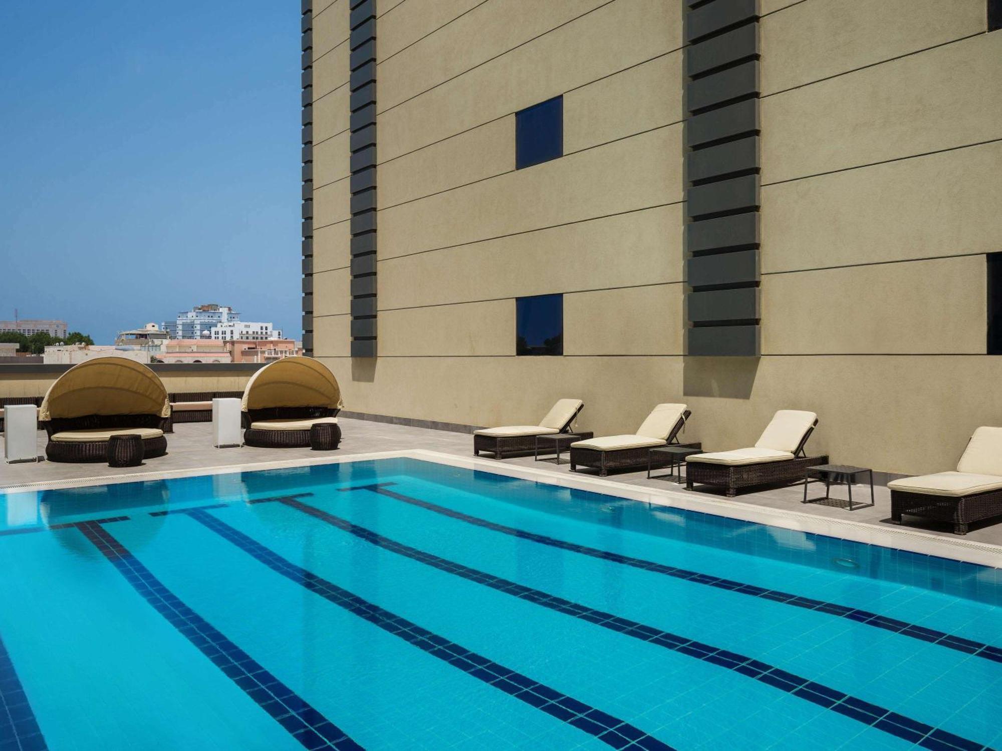 Hotel Ibis Jeddah Malik Road Exterior foto