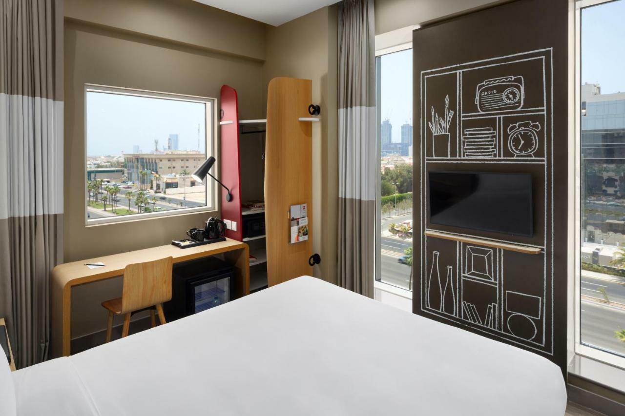 Hotel Ibis Jeddah Malik Road Exterior foto